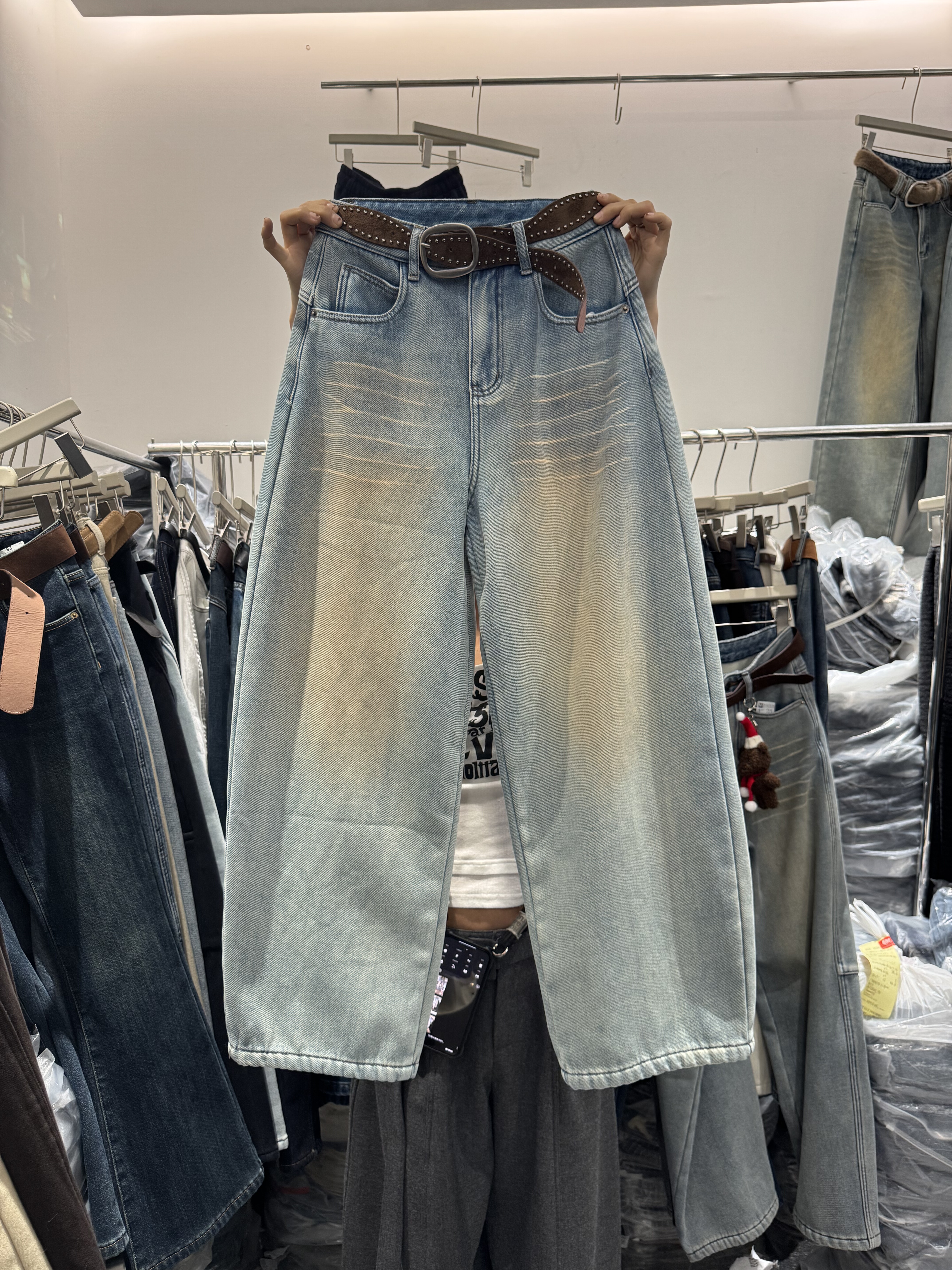 Jeans浅色阔腿弯刀牛仔裤女2025冬季新款高级感阔腿直筒牛仔裤潮