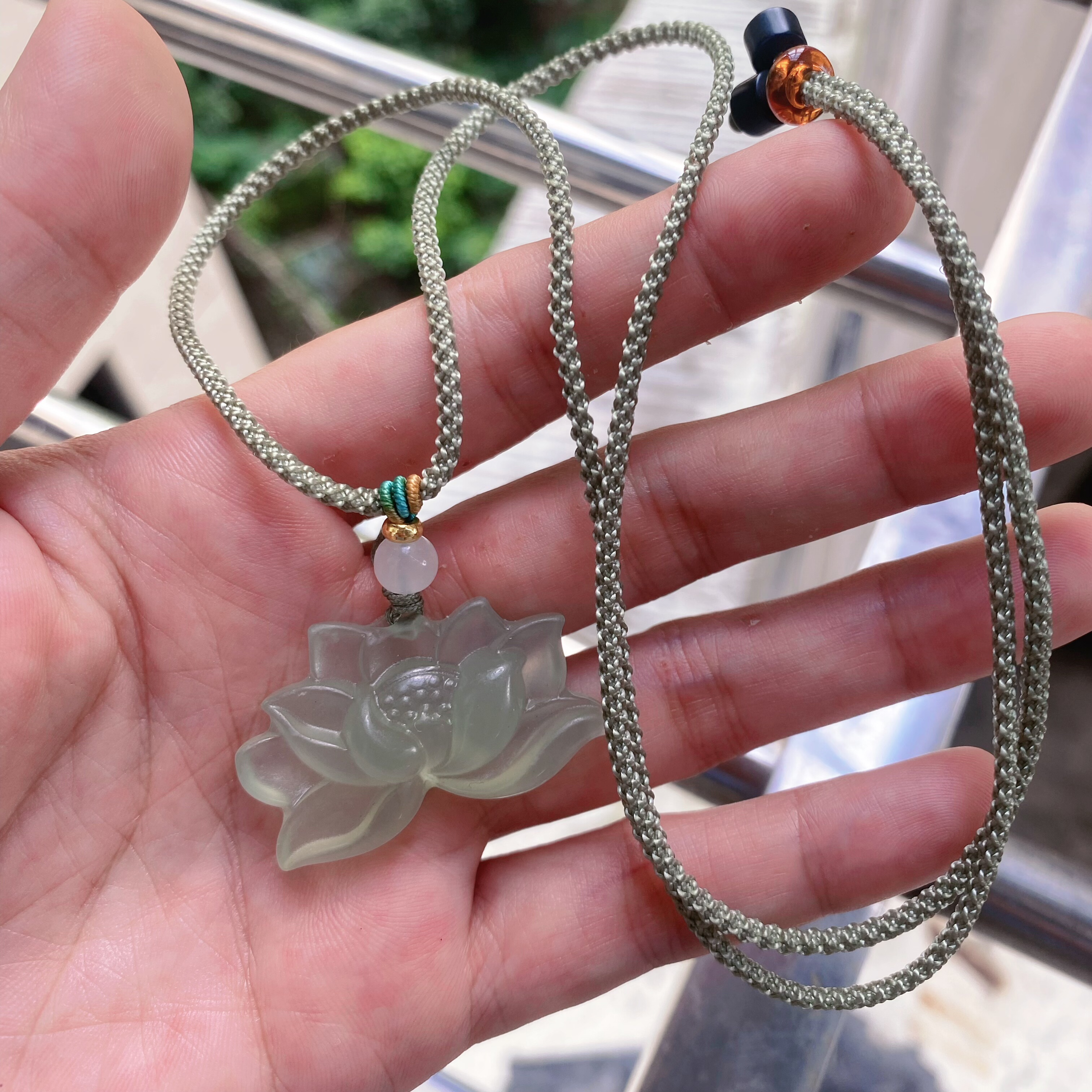 天然岫玉吊坠莲花男女款玉石项链挂件