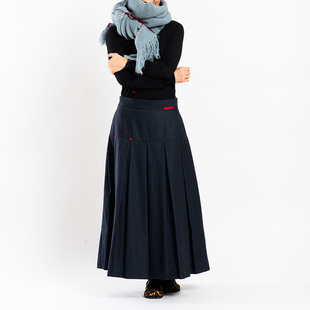 城市山民UrbanTribe2025冬女式羊毛精纺拼接褶裙CF89195