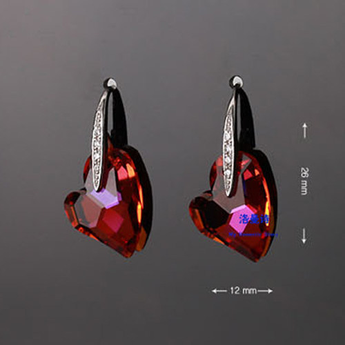 红色水晶高级感轻奢新款潮耳环女纯银韩国短款时尚气质耳坠耳饰