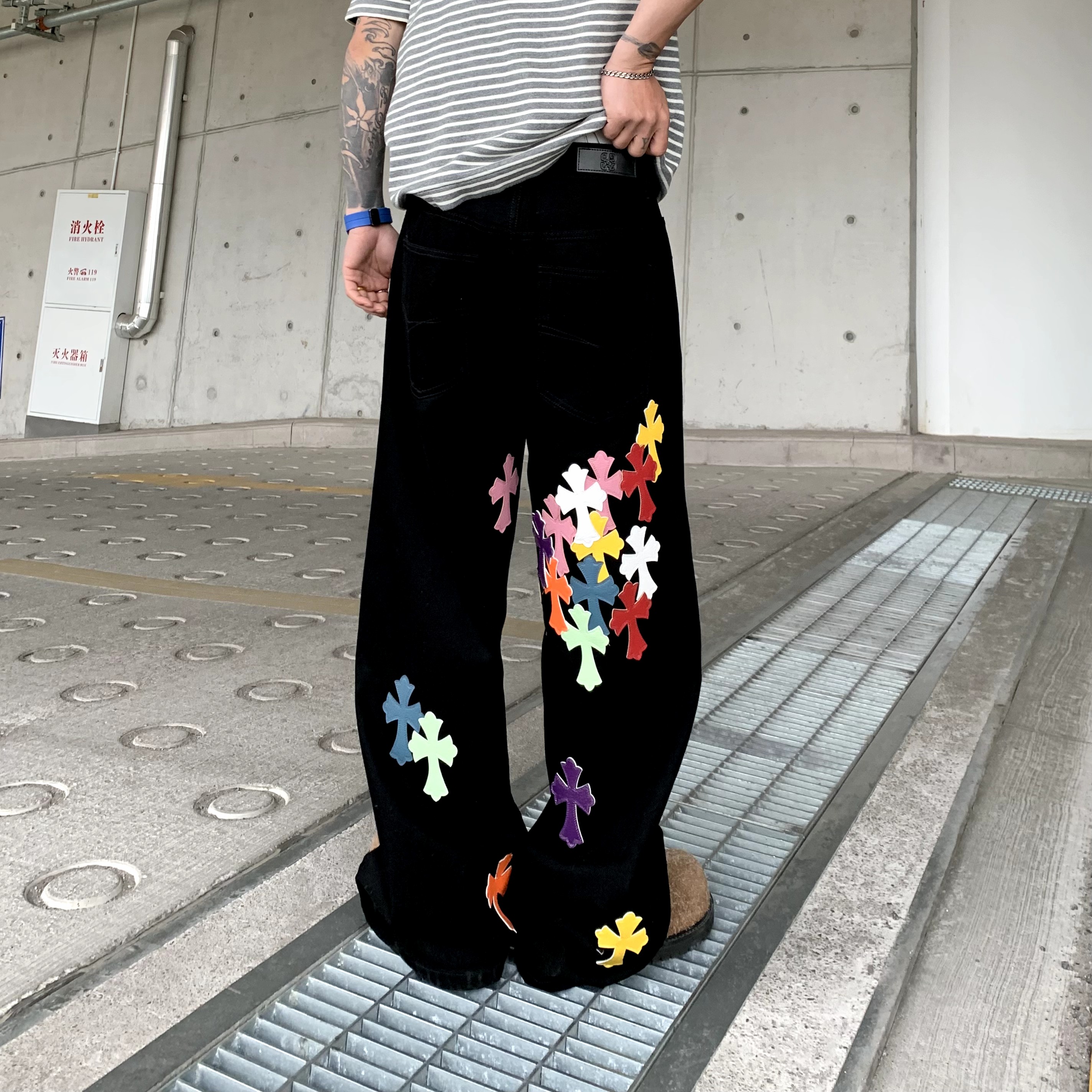 轻奢克罗藤蔓设计感刺绣皮标牛仔牛仔裤