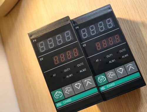 RKC温控器CH402 FK02-8*AB-NN  议价