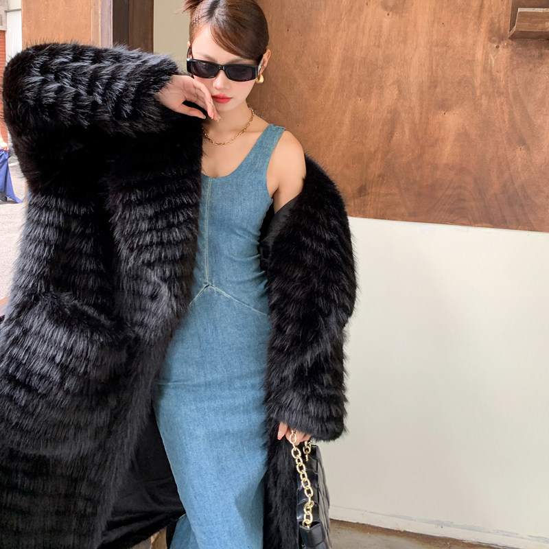 芬兰狐黑条纹环保皮草长款宽松西服翻领仿毛毛外套女托卡口袋大衣