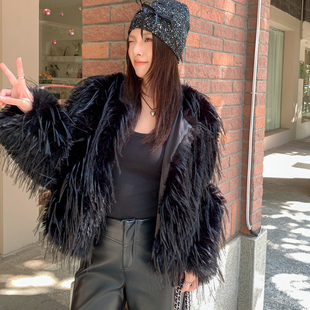 秋冬新款小众粉火鸡毛毛皮草外套女仿羊毛长毛毛短款黑色白色