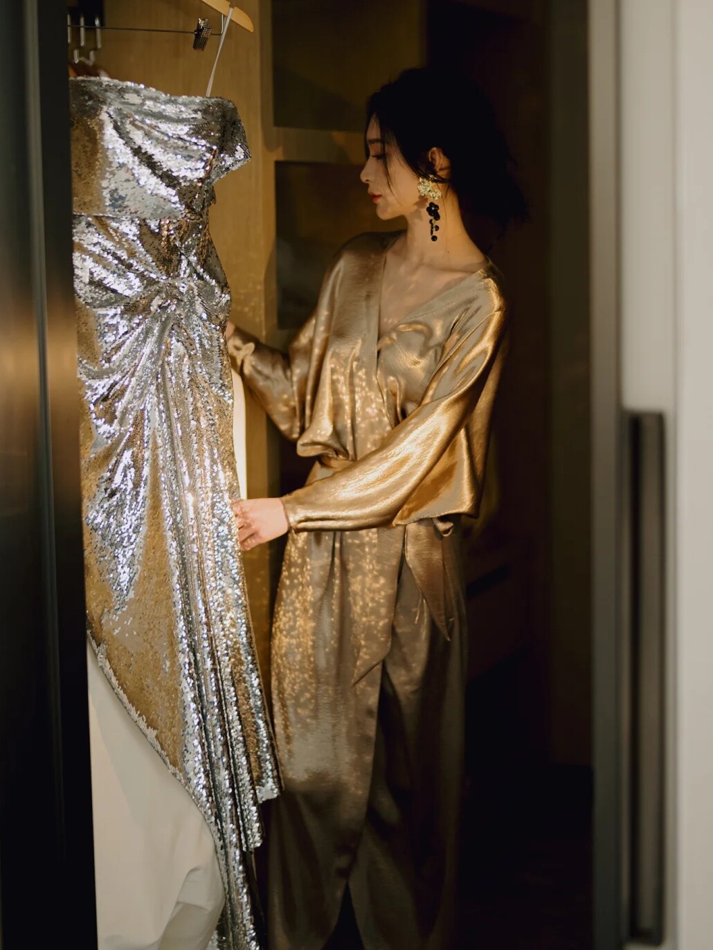 JIN SHU NEW CHINESE MORNING GOWN FEMALE BRIDE 2025 NEW AUTUMN AND WINTER HIGH-END NIGHTGOWN WEDDING PAJAMAS MORNING SHOOT DRESS