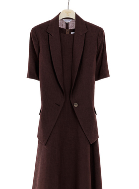 white collar白色咖啡薄醋酸戗驳领一粒扣短袖上衣BCUS03A606