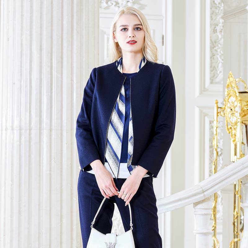 白领简约通勤西装羊毛圆领镶织条长袖无扣挂勾外套SHANGQK22-601