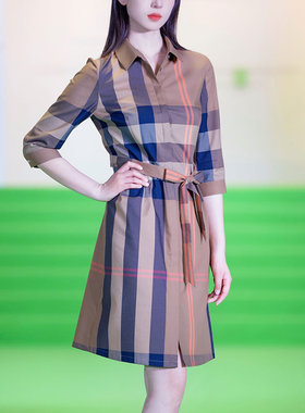 white collar米咖格棉方领暗门襟收腰七分袖连衣裙GEMIAN0FL301