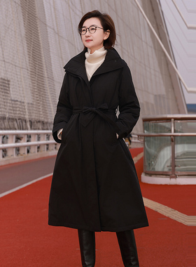 white collar黑色立领暗门襟按扣系带长款鹅绒服E-GAD05A901