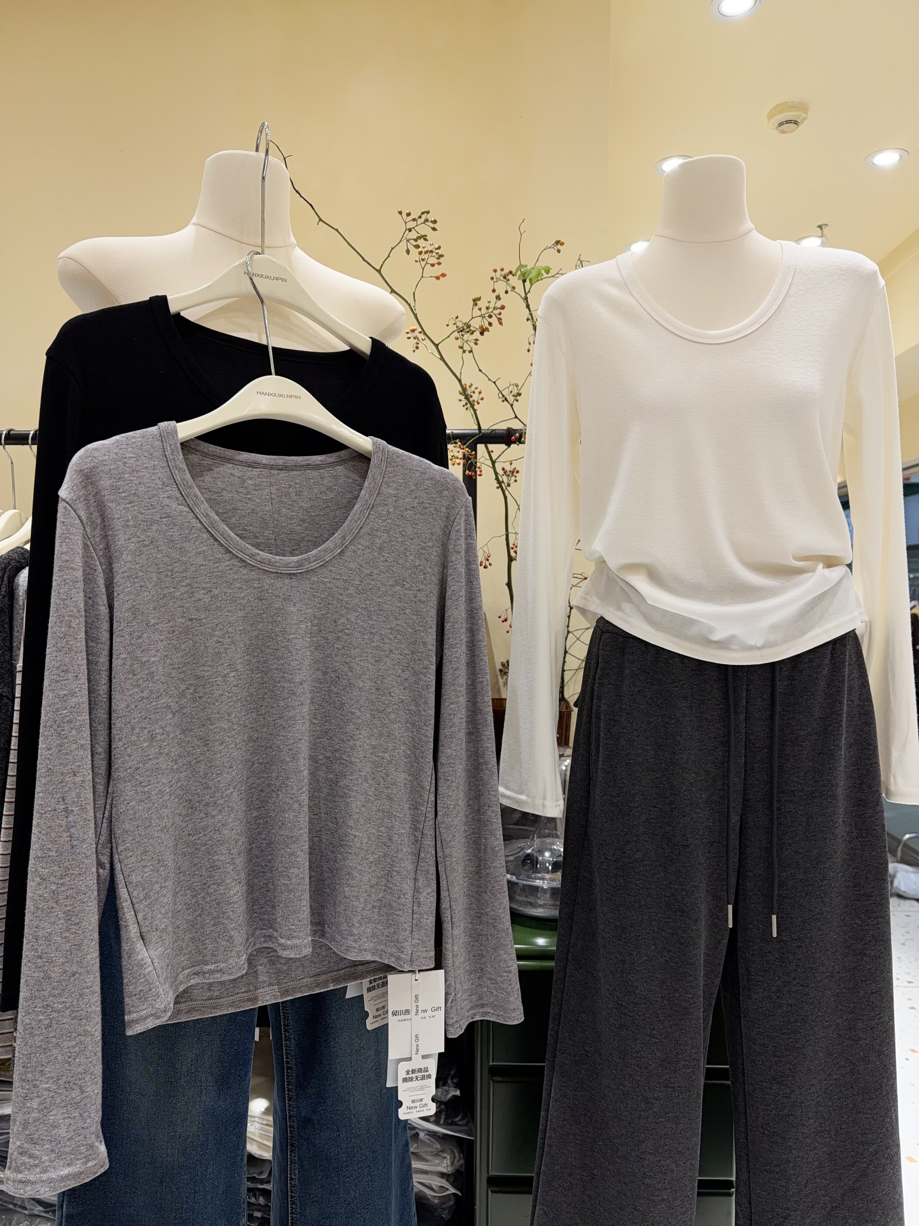 基础款叠穿搭配T恤！亲肤舒适柔软莱塞尔棉简约圆领打底衫纯色女