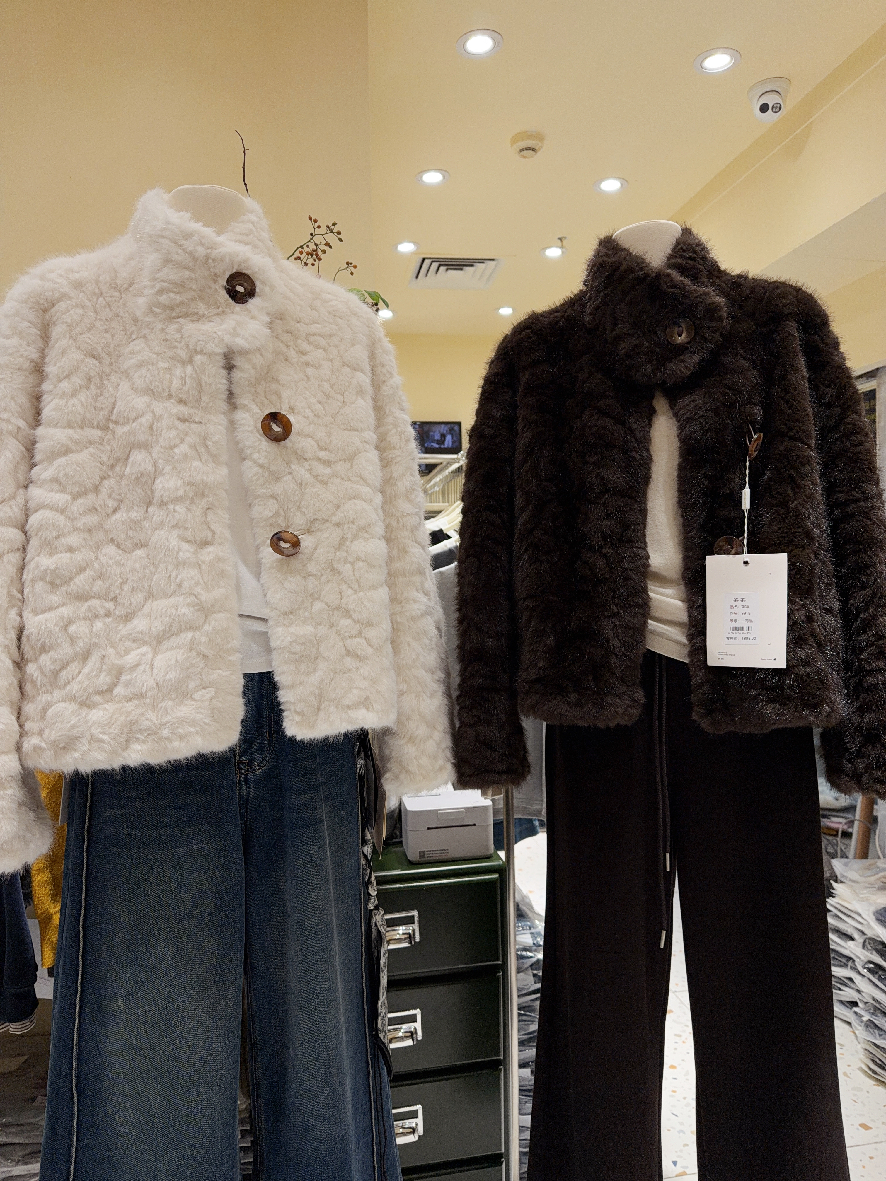 高级感！皮毛一体环保皮草外套女短款立领金貂绒上衣棉衣毛毛外套