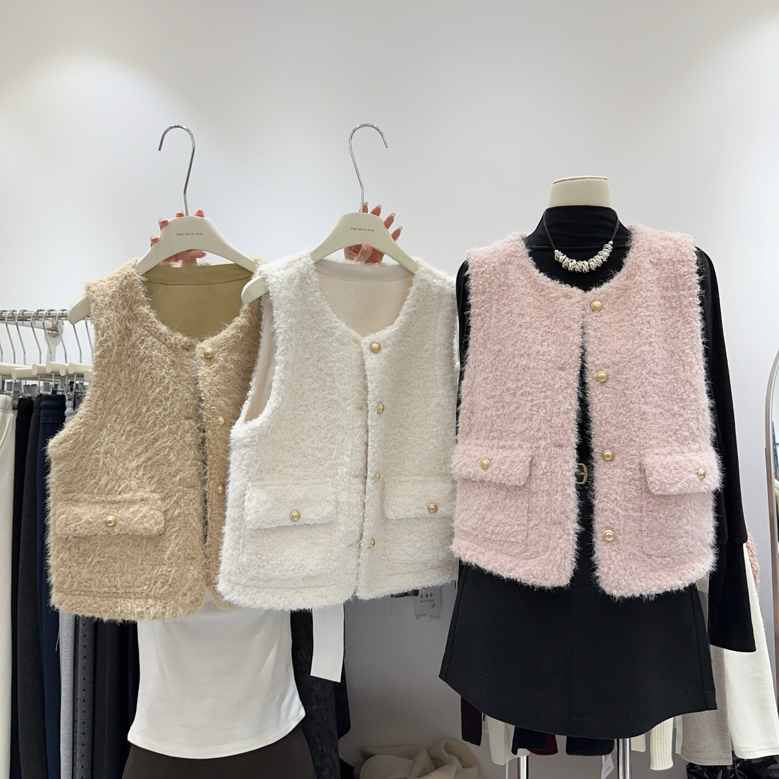 行走的种草机！口袋皮毛一体小香风马夹女坎肩保暖毛毛马甲背心