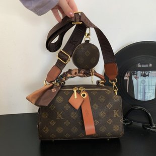 复古波士顿包女2025新款 手提包女士百搭单肩包斜挎包 潮高级感时尚