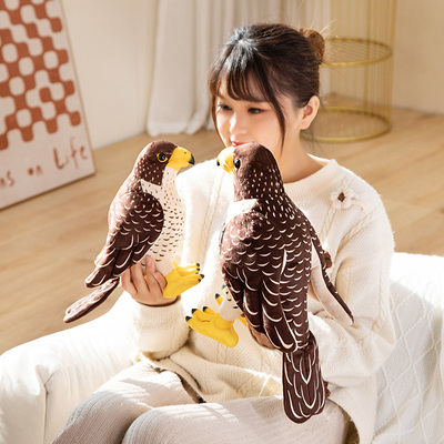 可爱仿真老鹰公仔毛绒玩具抱枕女