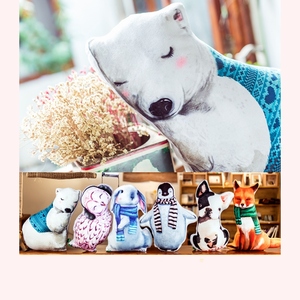 卡通冬日动物世界抱枕公仔毛绒玩具猫头鹰女孩睡觉靠垫玩偶布娃娃