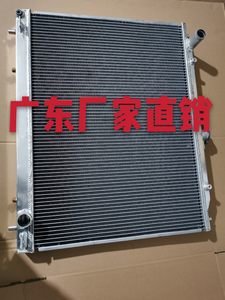 三菱帕杰罗v45 v46 v47 v77水箱改装全铝加大加厚散热器保质