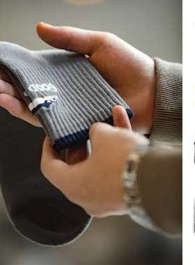 马登工装美式复古卡通刺绣针织趣味中筒袜高帮长袜情侣棉袜子男女