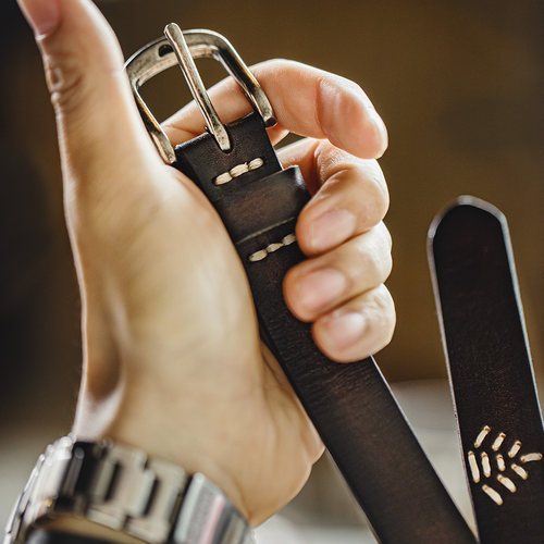 马登工装复古黑色头层牛皮腰带