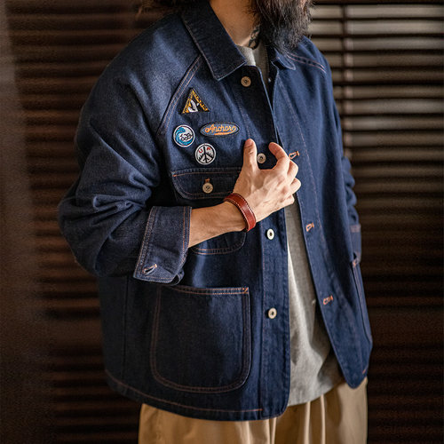 马登工装复古刺绣徽章牛仔夹克