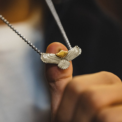 马登工装印第安飞鹰羽毛黄铜吊坠