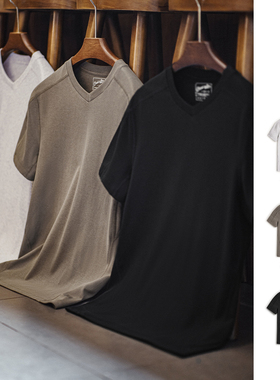 马登工装美式莱赛尔凉感T恤收袖口黑色速干健身衣v领修身短袖男夏