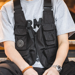 Madden tooling Japanese retro multi-pocket functional wind vest sleeveless vest vest dual-purpose shoulder bag jacket trendy men