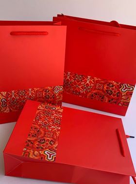 礼品袋马年节日2026公司年会红色中国风手提袋喜庆过年礼物烟酒袋