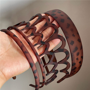 磨砂质感咖色豹纹玳瑁色发箍新款 韩版日常基础带齿洗脸压发头箍