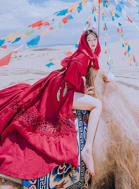 旅游拍照红色连衣裙复古民族风云南泰国西藏度假裙敦煌沙漠长裙子