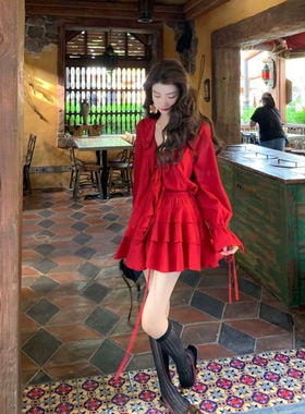 2025年夏新款云南新疆草原沙漠埃及大西北旅游拍照红色短裙子套装