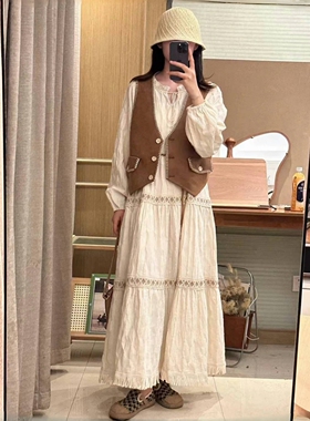 2025年春夏秋新款云南新疆草原川西旅游拍照连衣裙复古马甲两件套