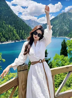 2025年春夏新款云南新疆草原旅游拍照连衣裙精致小众设计刺绣长裙