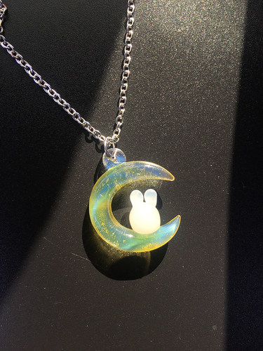兔年兔子项链吊坠生日礼物玻璃