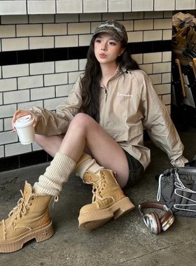 高品质！吴宣仪同款大黄靴女2025年新款牛皮复古十字架沙漠短靴女