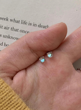 miniS925银针月光石耳钉简约小巧高级感设计睡觉不用摘冷淡风耳环