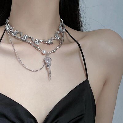 玫瑰遇到冰火石项链女甜酷辣妹风配饰小众设计感百搭锁骨链