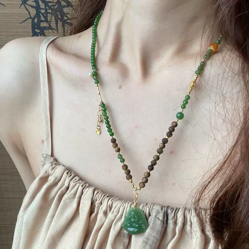 新中式奇楠沉香毛衣链搭配碧玉色万能链吊坠圆珠项链复古设计款女