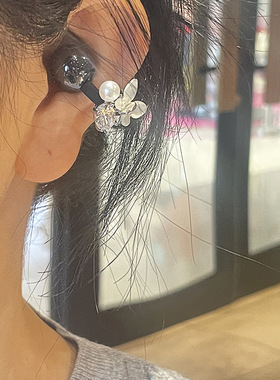 适用freeclie2耳机夹扣蝶儿翩翩小众珍珠时尚蓝牙耳夹装饰扣配件