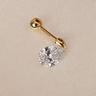 悬浮钻石耳钉18k金色色钻石打孔耳骨钉个性独特灵动晶莹珍妮同款