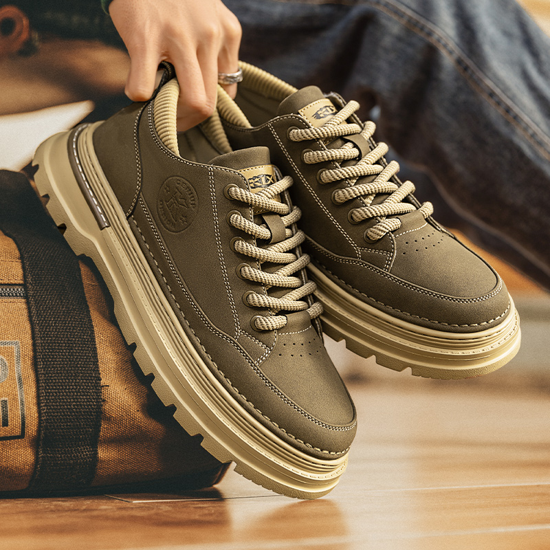 网红爆款男鞋冬季厚底增高休闲男士鞋子低帮马丁靴英伦风工装皮鞋