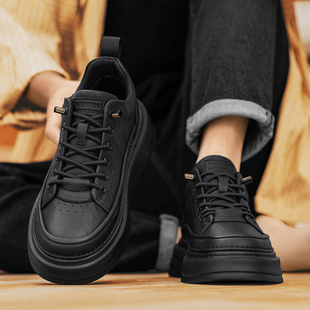 男鞋2025新款冬季休闲板鞋男款秋冬鞋子软底加绒上班工作黑色潮鞋