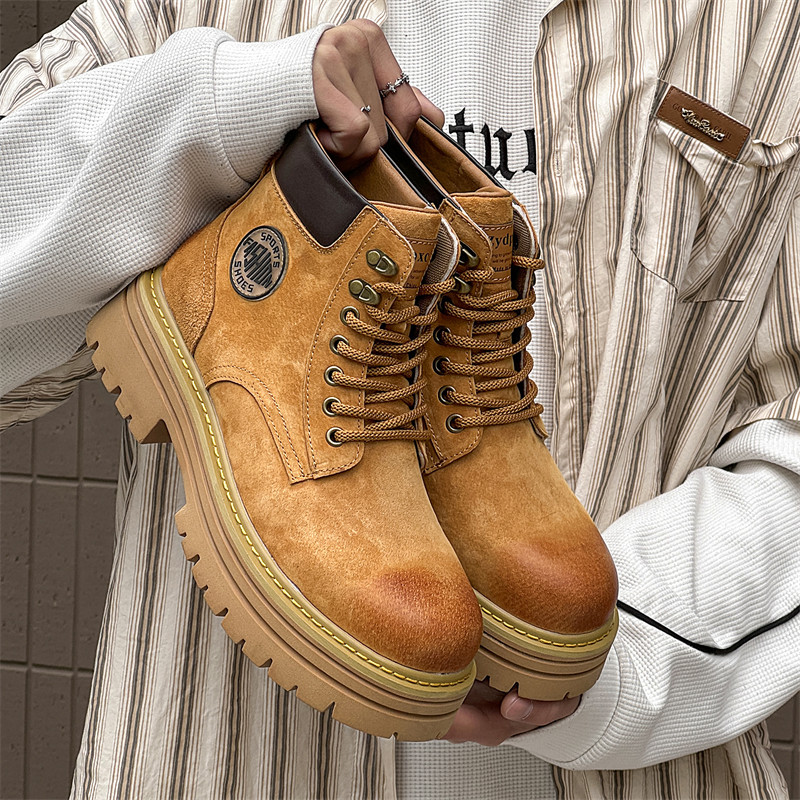 马丁靴男款2025新款冬季英伦风踢不烂大黄靴户外运动情侣工装靴子