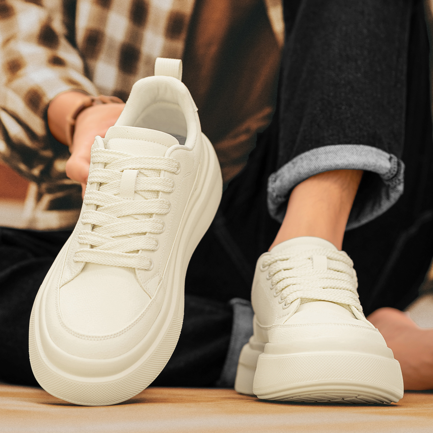 休闲皮面轻便韩版纯色2025新款