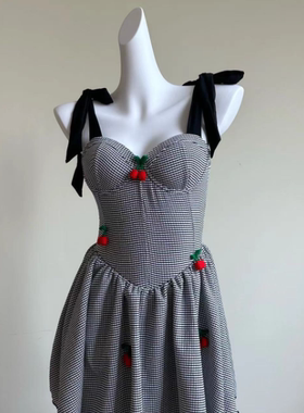 2026春夏新款连体裙式泳衣显瘦遮肚泡温泉度假游泳装84112