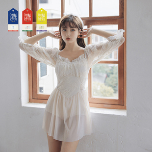 【在逃公主】保守学生连体裙式女泳衣显瘦遮肚大码泳装