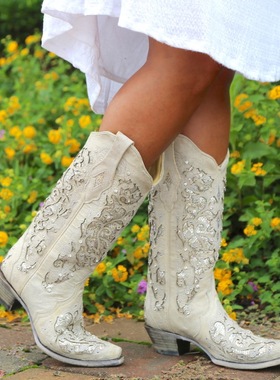 美国代购CORRAL女款白色雕花镶钻牛仔靴尖头中跟西部短靴百搭