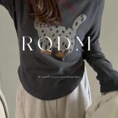 女装 2026春秋新款 胖妹妹猫咪图案裂纹印花长袖 大码 正肩T恤打底衫