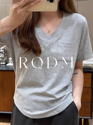 胖妹妹不规则v领正肩长袖T恤t恤