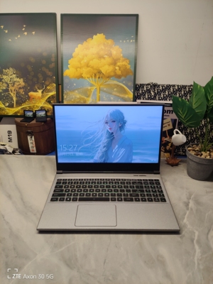 二手机械革命Z2 Air游戏本 15.5寸大屏 i7六核GTX1050Ti 4G独显