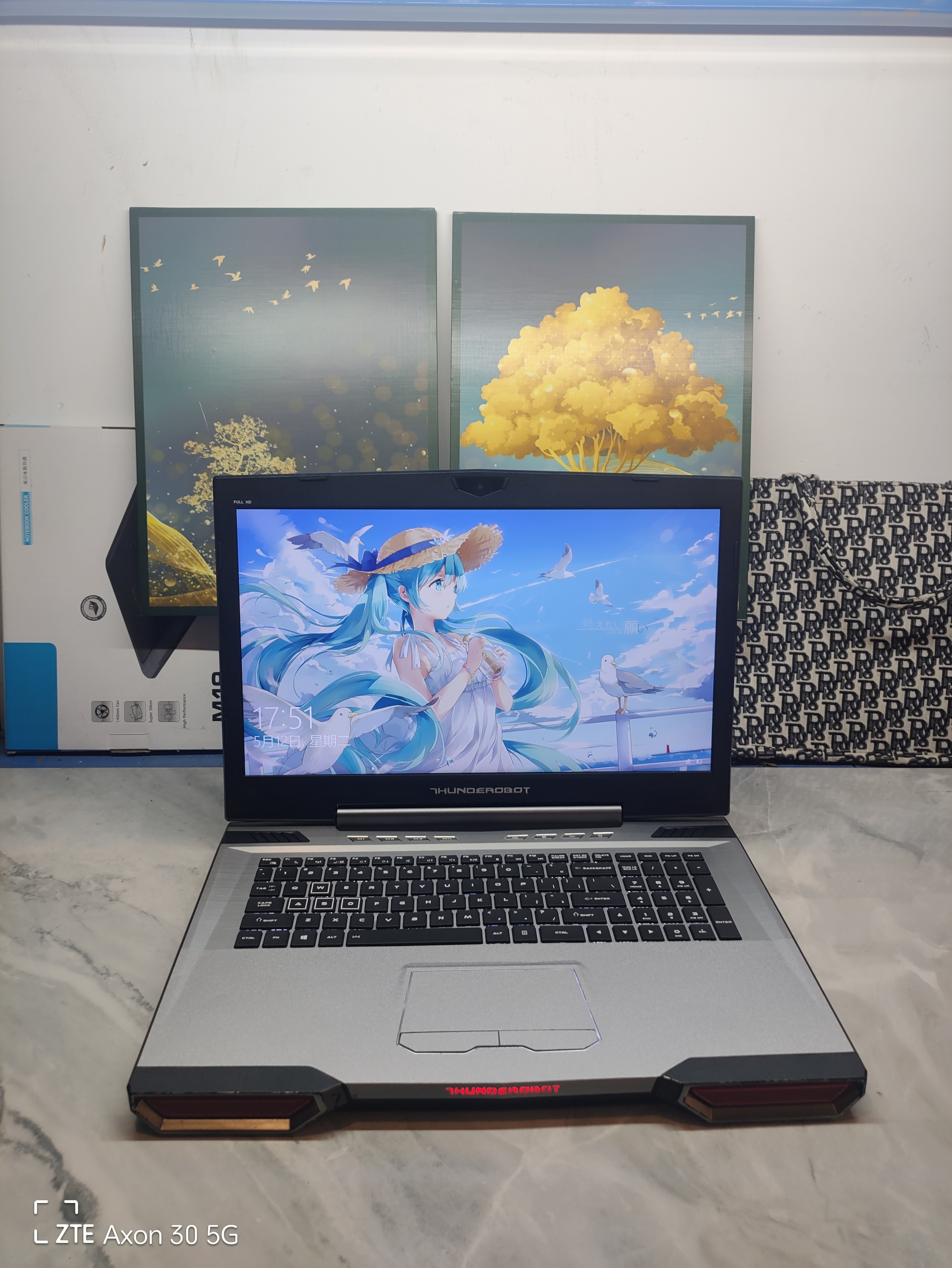 二手机雷神911K游戏本 17.2寸大屏 7代i7四核GTX1050Ti 4G独显